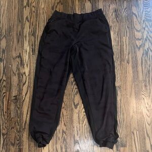 Women's Black Camo Jogger Pants